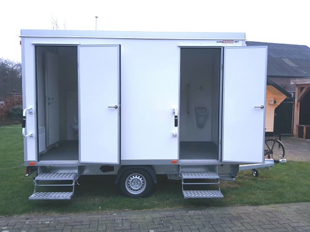 Toiletwagen 2x1x2 voorkant
